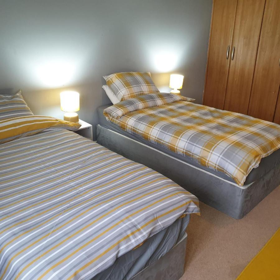 Queens Rooms, A Perfect Stay, Next To Shopping Parks And Central Манчестер Экстерьер фото